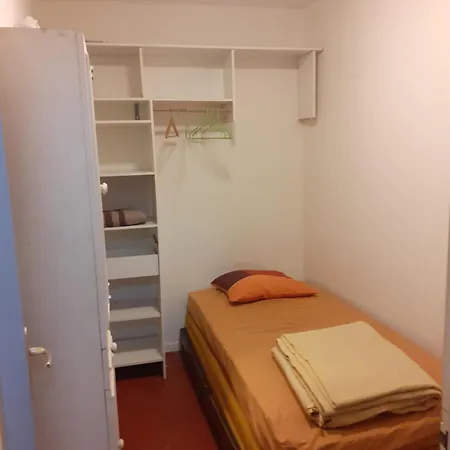 Hostel N7 Demie Homme
